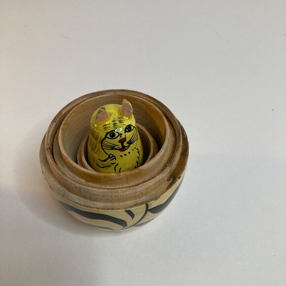Wooden Matryoshka Nesting Cat Dolls 7" 5 dolls Mouse Baby - Picture 10 of 12